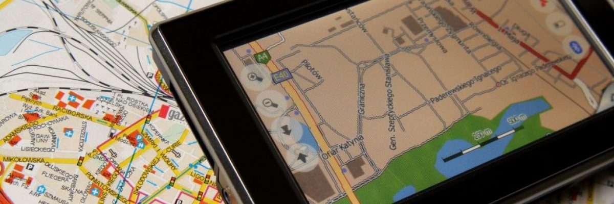 gps-device-showing-map-1024x682